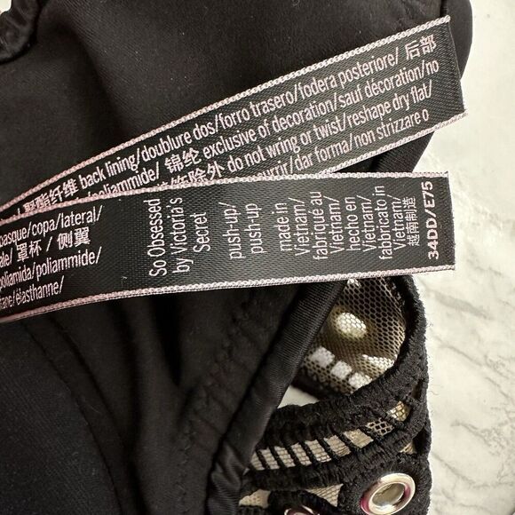 Victorias Secret Womens So Obsessed Push Up Bra Size 34DD Solid Black Racerback - Picture 3 of 3